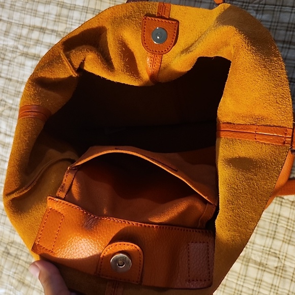 Orange leather tote bag - Picture 3 of 4